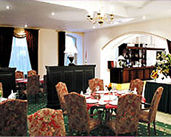 ресторан gutenbergs открыт для всех гостей