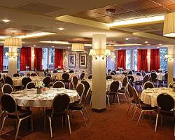 Ревал Отель Олимпия, Ресторан, в котором каждый сможет выббрать подходящие блюда